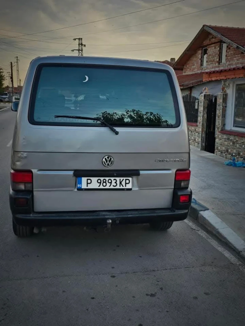 VW Caravelle, снимка 2 - Бусове и автобуси - 48542884