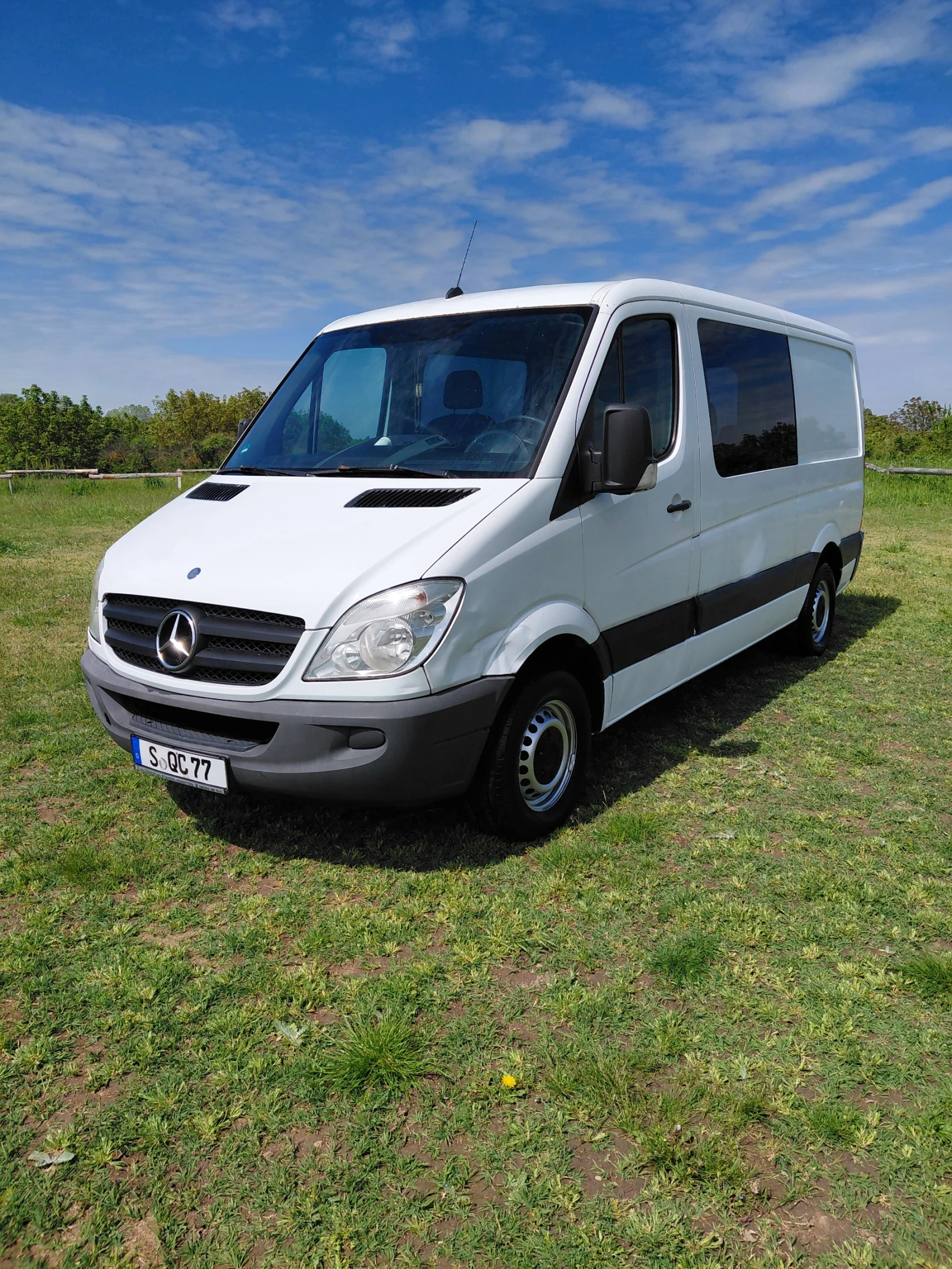 Mercedes-Benz 313