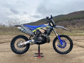 Sherco 2 Stroke Akrapovic + 2ри комплект пластмаси (ЦЕНА ДО 13.12), снимка 1