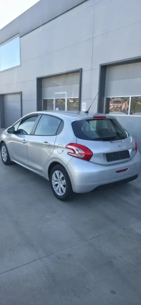 Peugeot 208 1.4 HDi /68 к. с, снимка 6