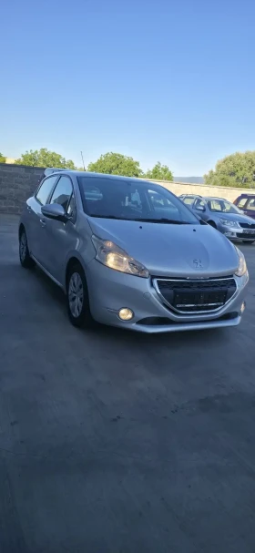 Peugeot 208 1.4 HDi /68 к. с, снимка 3