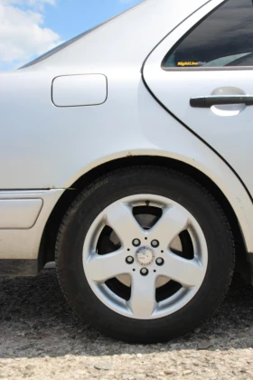 Mercedes-Benz E 300 | Mobile.bg � ����� ������ 15