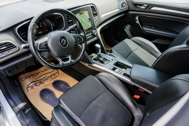 Renault Megane 1.5dCi BOSE SOUND SYSTEM, снимка 8 - Автомобили и джипове - 13572404