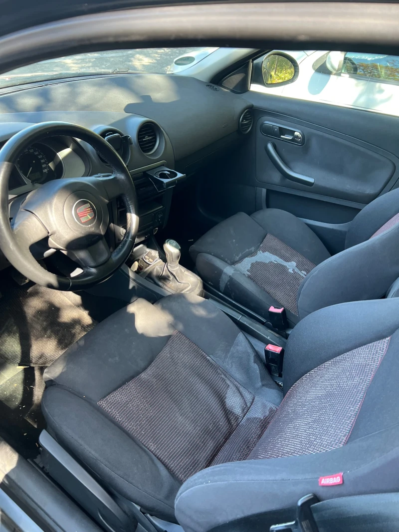 Seat Ibiza ПОДГРЕВ НА СЕДАЛКИ!!, снимка 8 - Автомобили и джипове - 47375981