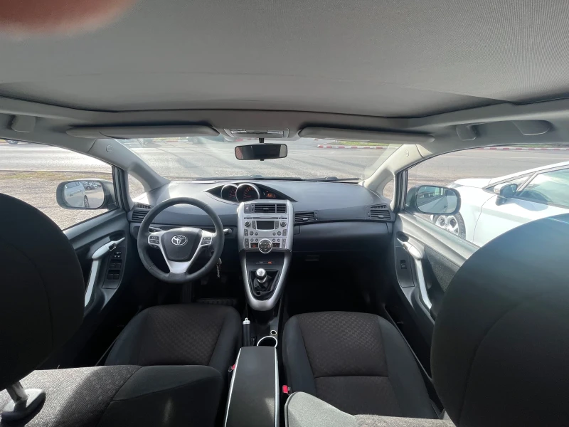 Toyota Verso 2.0D 7 местен евро 5а, снимка 6 - Автомобили и джипове - 47441860