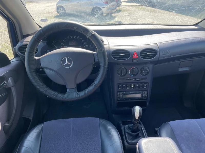 Mercedes-Benz A 160 i, снимка 5 - Автомобили и джипове - 47461650