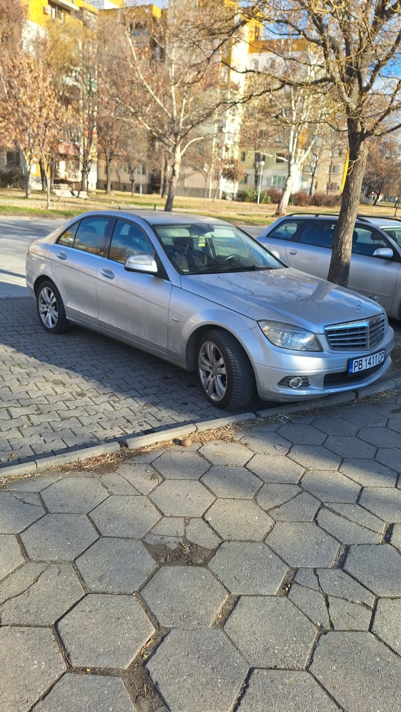 Mercedes-Benz C 220, снимка 1 - Автомобили и джипове - 48817138