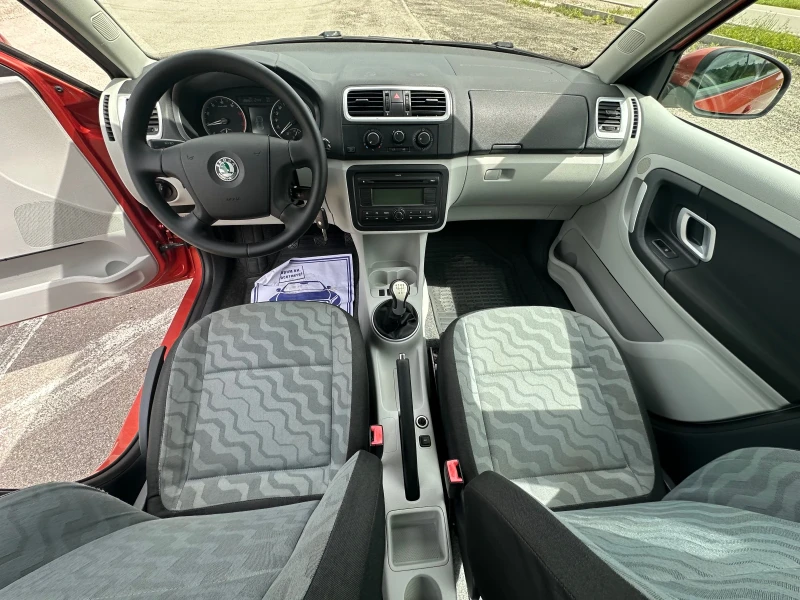 Skoda Fabia 1.2I* REALNI KM* KLIMA* UNIKAT* , снимка 10 - Автомобили и джипове - 50227989