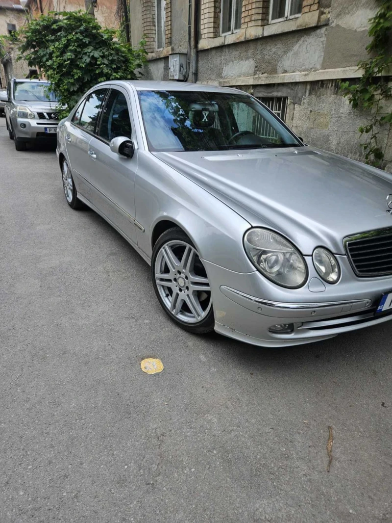 Mercedes-Benz E 320 320cdi, снимка 2 - Автомобили и джипове - 50897263