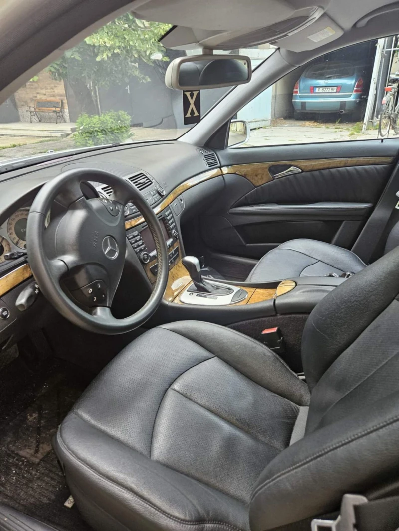 Mercedes-Benz E 320 320cdi, снимка 8 - Автомобили и джипове - 50897263