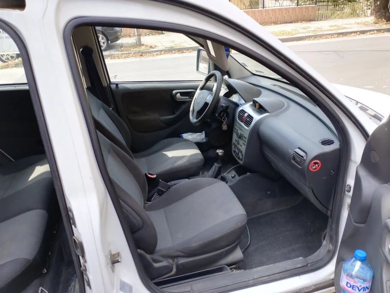 Opel Combo, снимка 10 - Автомобили и джипове - 52382378