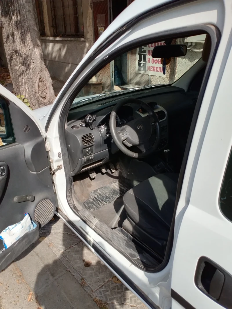 Opel Combo, снимка 11 - Автомобили и джипове - 52382378