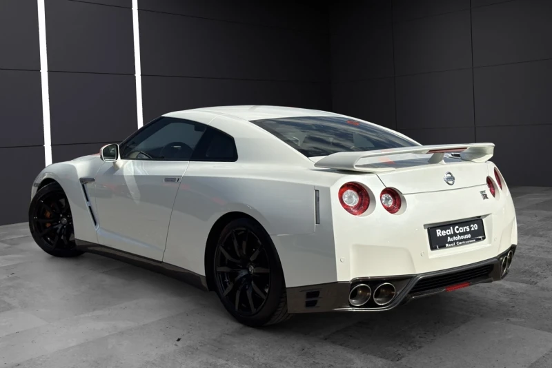 Nissan Gt-r 3.8 V6* FACELIFT* BOSE* CAMERA* KEYLESS, снимка 6 - Автомобили и джипове - 51114603