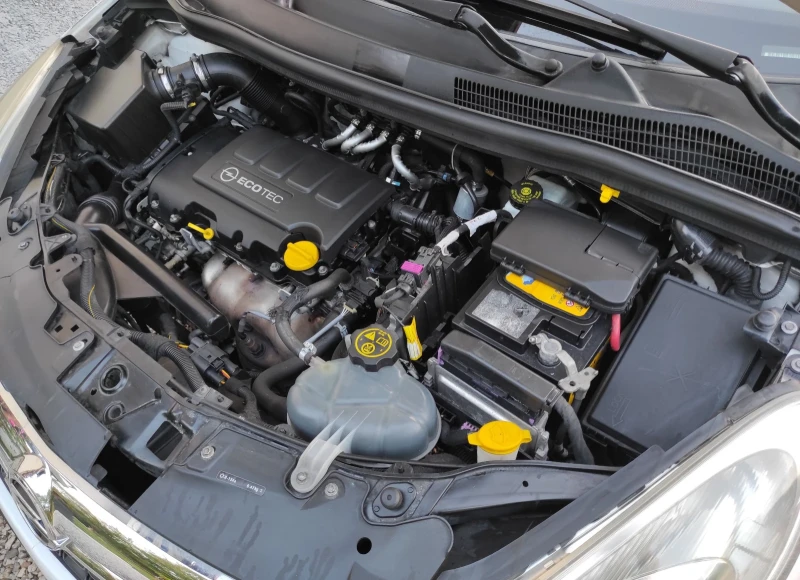 Opel Corsa /// BENZIN / GAS / EURO 5, снимка 14 - Автомобили и джипове - 52591430
