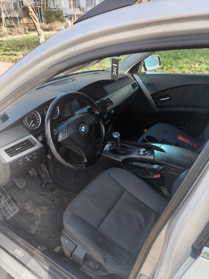 BMW 525, снимка 14 - Автомобили и джипове - 52813387