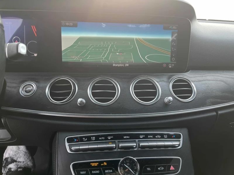 Mercedes-Benz E 300 * CARFAX * 360 * ПАНОРАМА* ПОДГРЕВИ, снимка 9 - Автомобили и джипове - 53387537