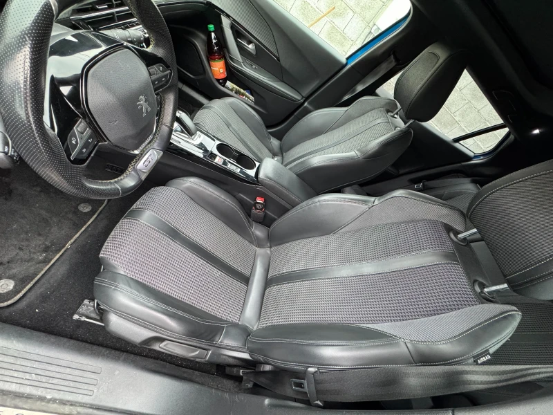 Peugeot 2008 GT, снимка 6 - Автомобили и джипове - 53583302