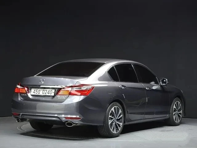 Honda Accord 3.5 - изображение 2