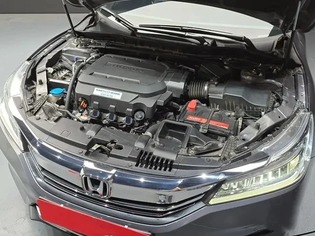 Honda Accord 3.5 - изображение 5