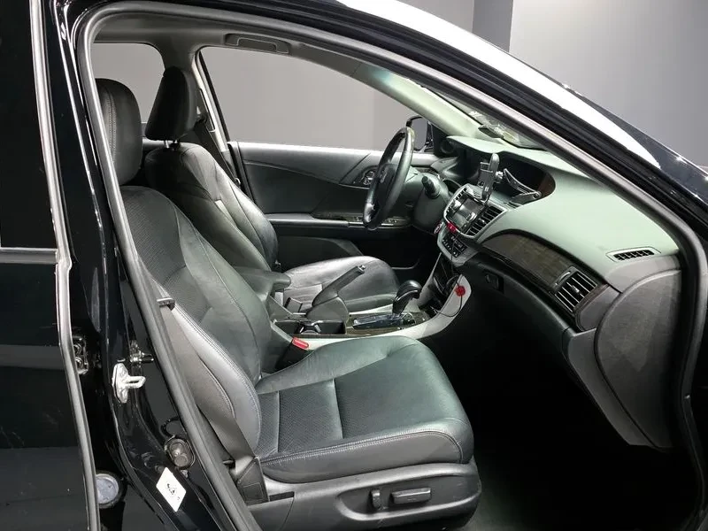 Honda Accord 3.5, снимка 10 - Автомобили и джипове - 54253565