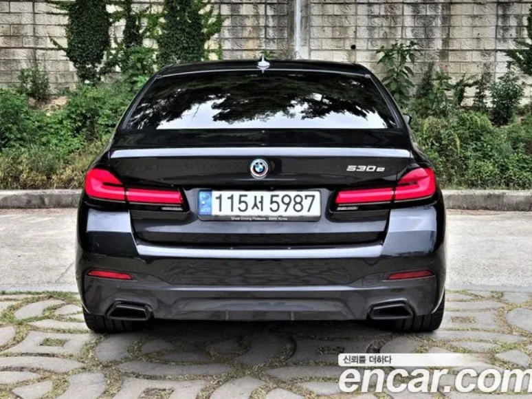 BMW 530E M SPORT | DISTR | DISPLAY KEY, снимка 2 - Автомобили и джипове - 54873927