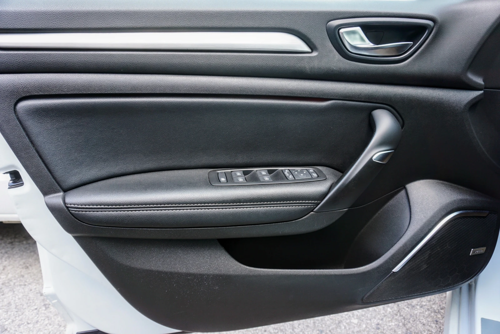 Renault Megane 1.5dCi BOSE SOUND SYSTEM - изображение 5