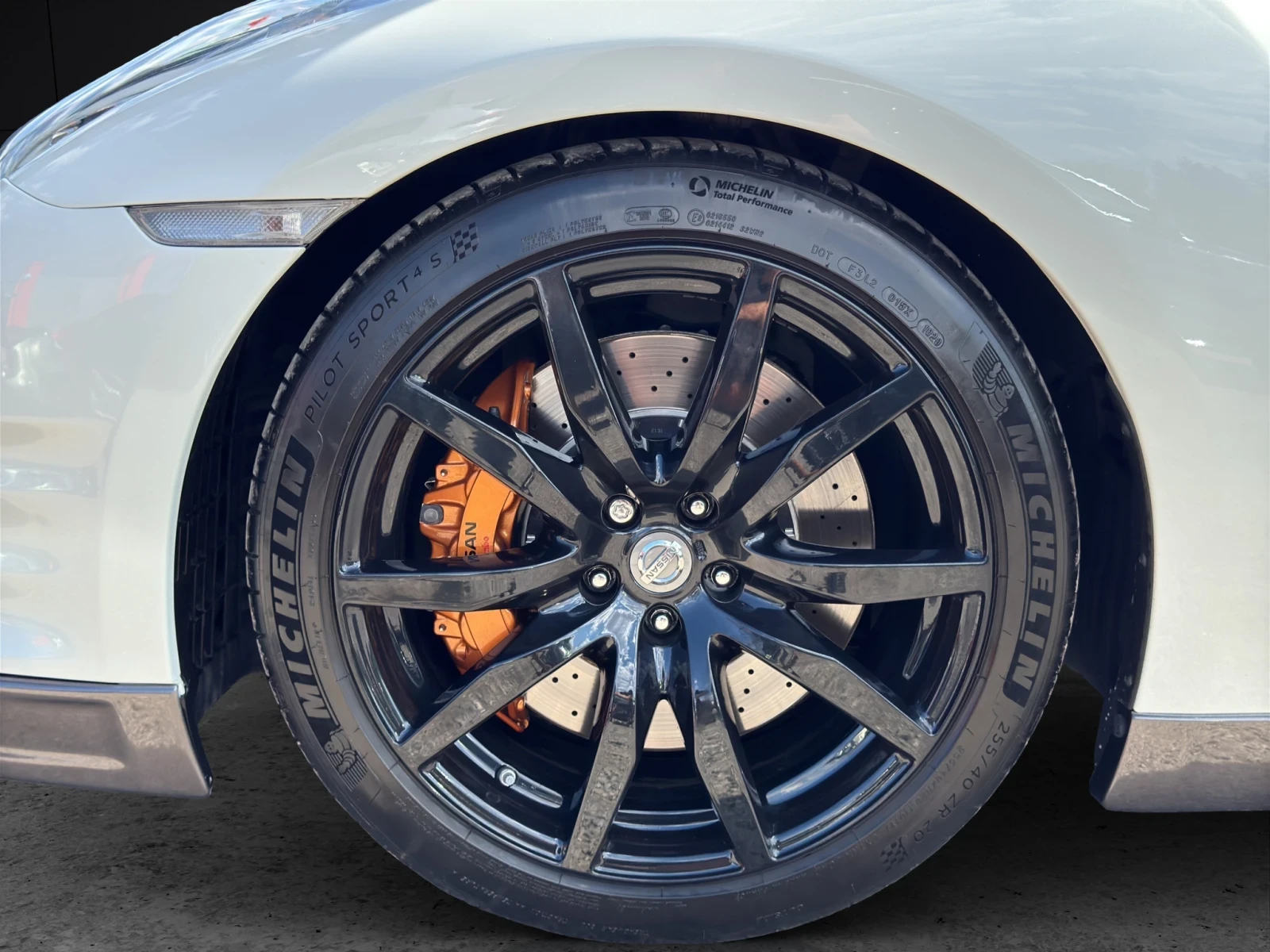 Nissan Gt-r 3.8 V6* FACELIFT* BOSE* CAMERA* KEYLESS | Mobile.bg   17