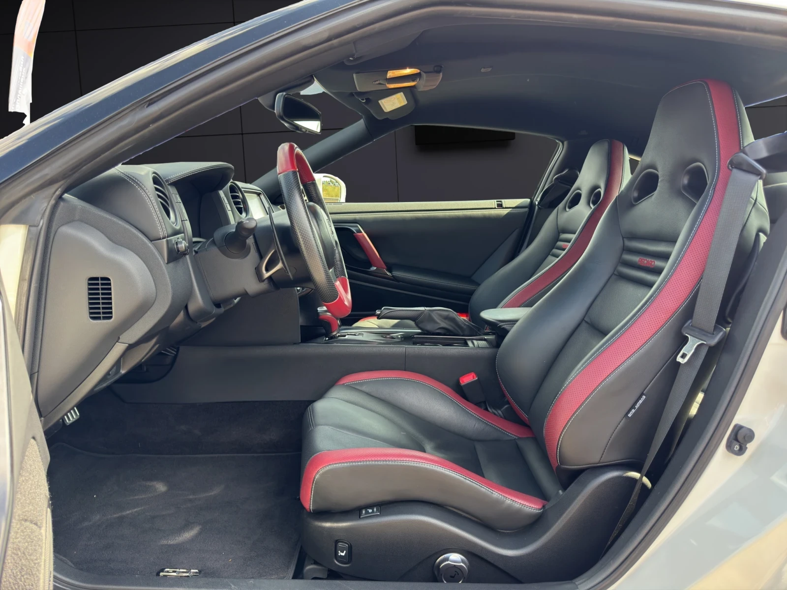 Nissan Gt-r 3.8 V6* FACELIFT* BOSE* CAMERA* KEYLESS - изображение 9