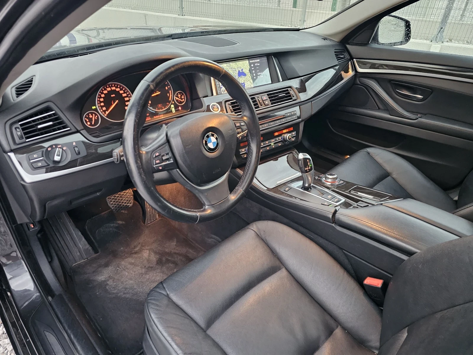 BMW 523  - изображение 9