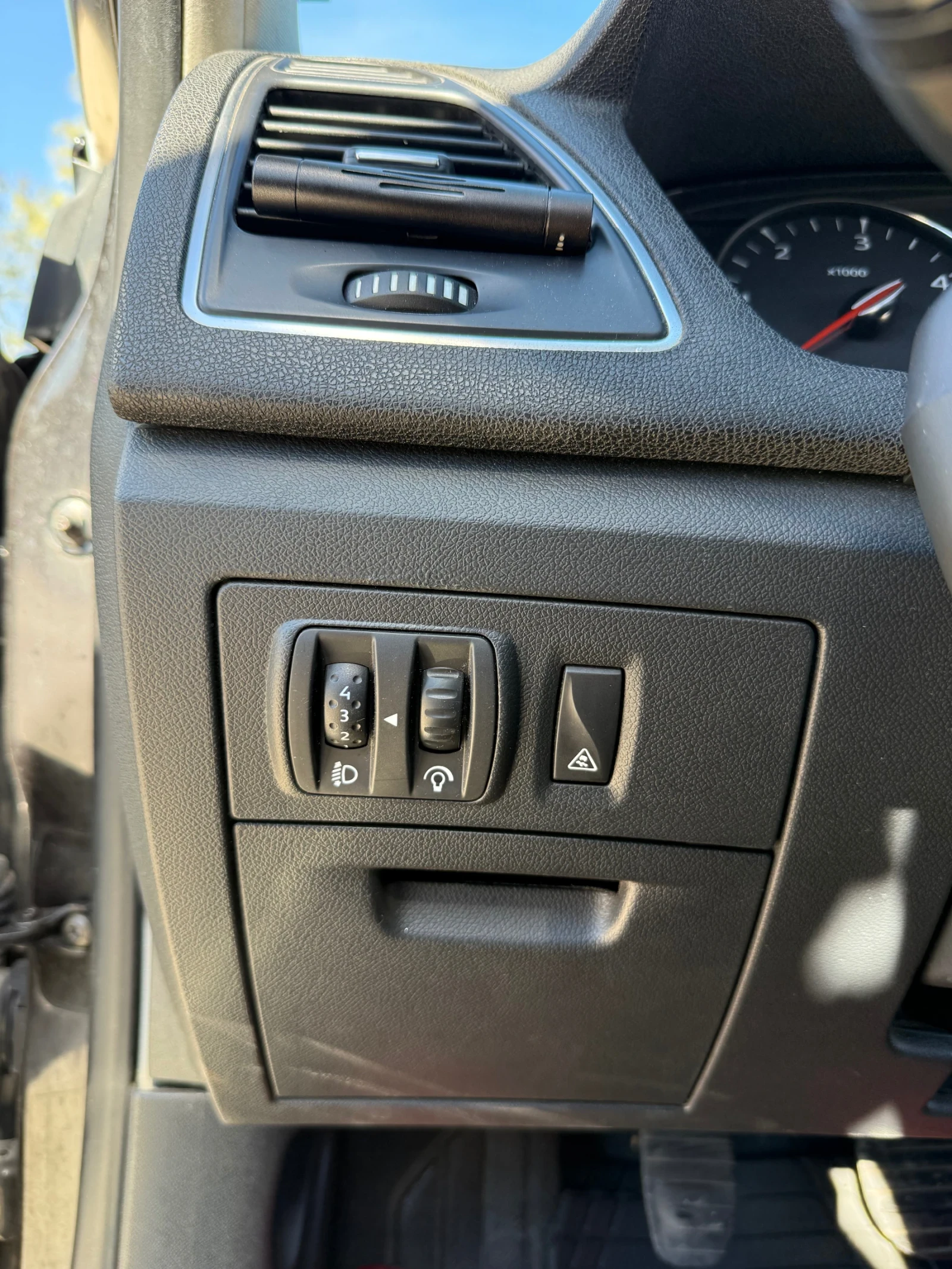 Renault Laguna | Mobile.bg — изображение 9