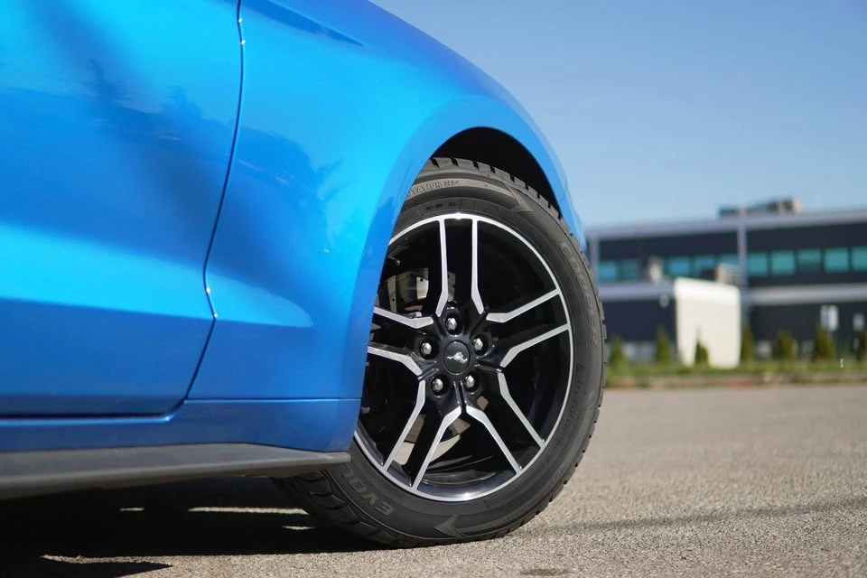 Ford Mustang ECO BOOST * * CARFAX * * АВТОКРЕДИТ* *  - изображение 5