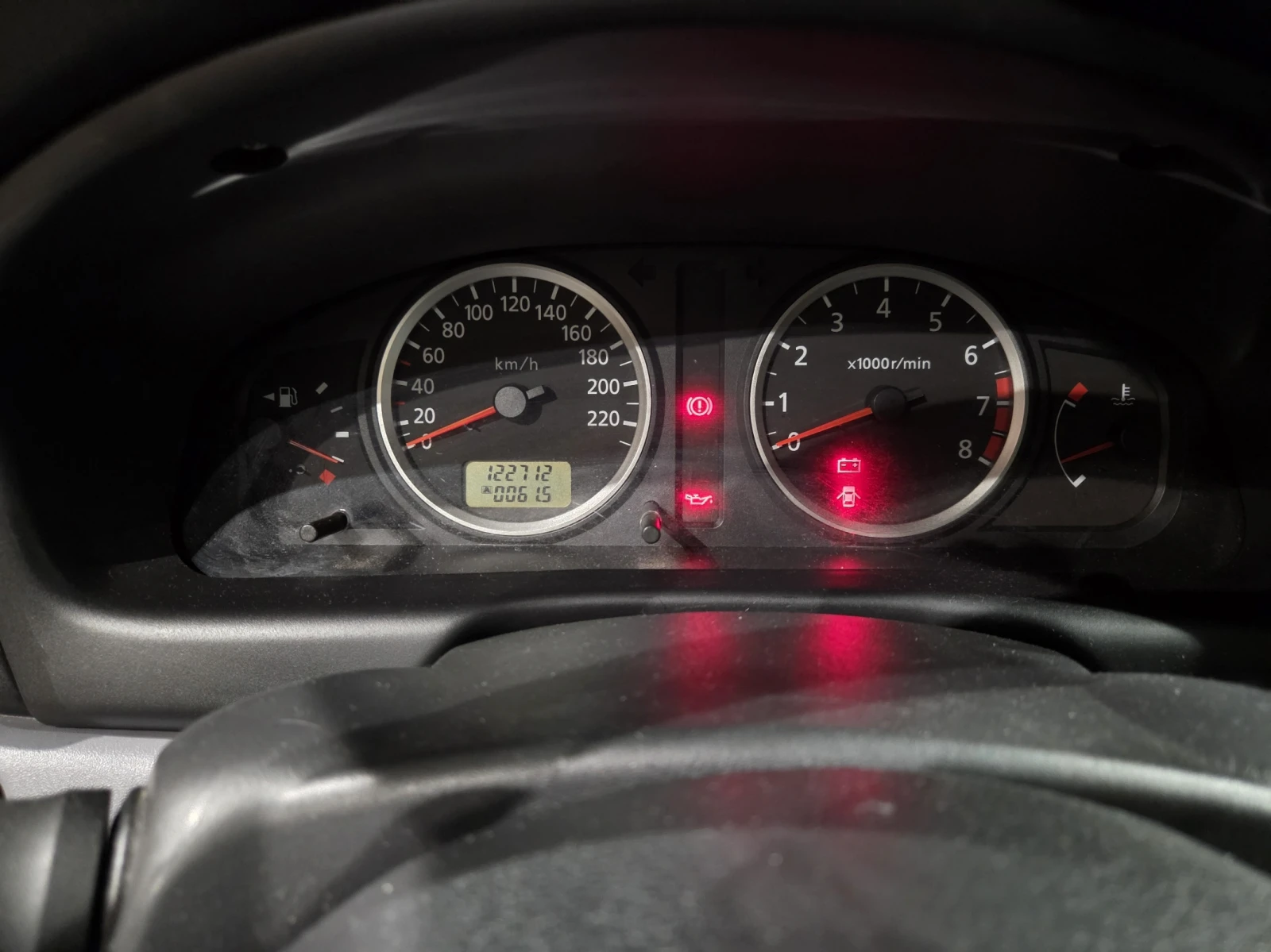 Nissan Almera N16 Газ/Бензин - изображение 8