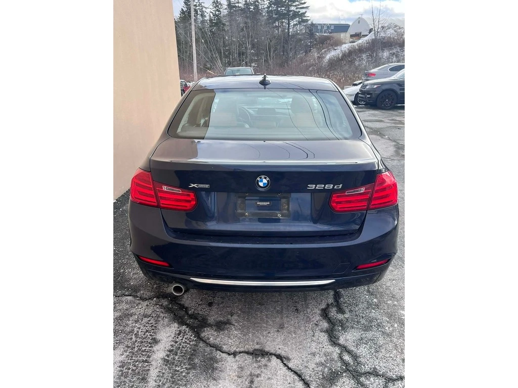 BMW 328 * 4dr Sdn 328d xDrive AWD * CARFAX * ��� ��������� | Mobile.bg � ����������� 3