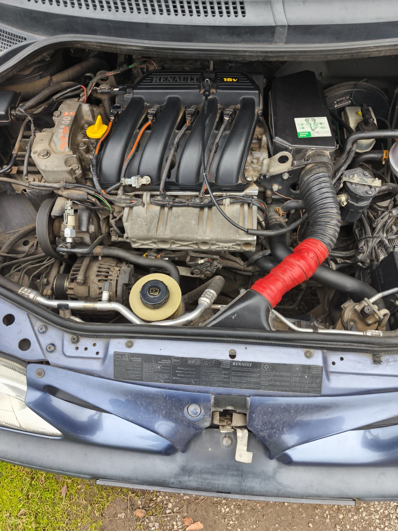 Renault Scenic 1.6i - изображение 5