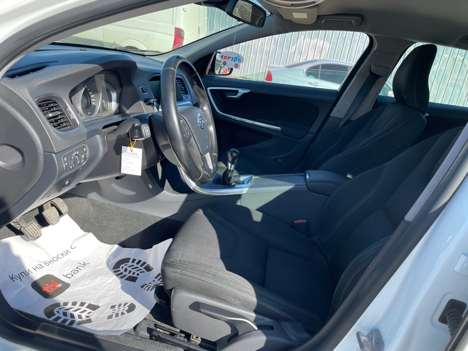 Volvo V60 2014 2.0 D3 ПЪЛНА СЕРВИЗНА ИСТОРИЯ, снимка 7 - Автомобили и джипове - 53047030