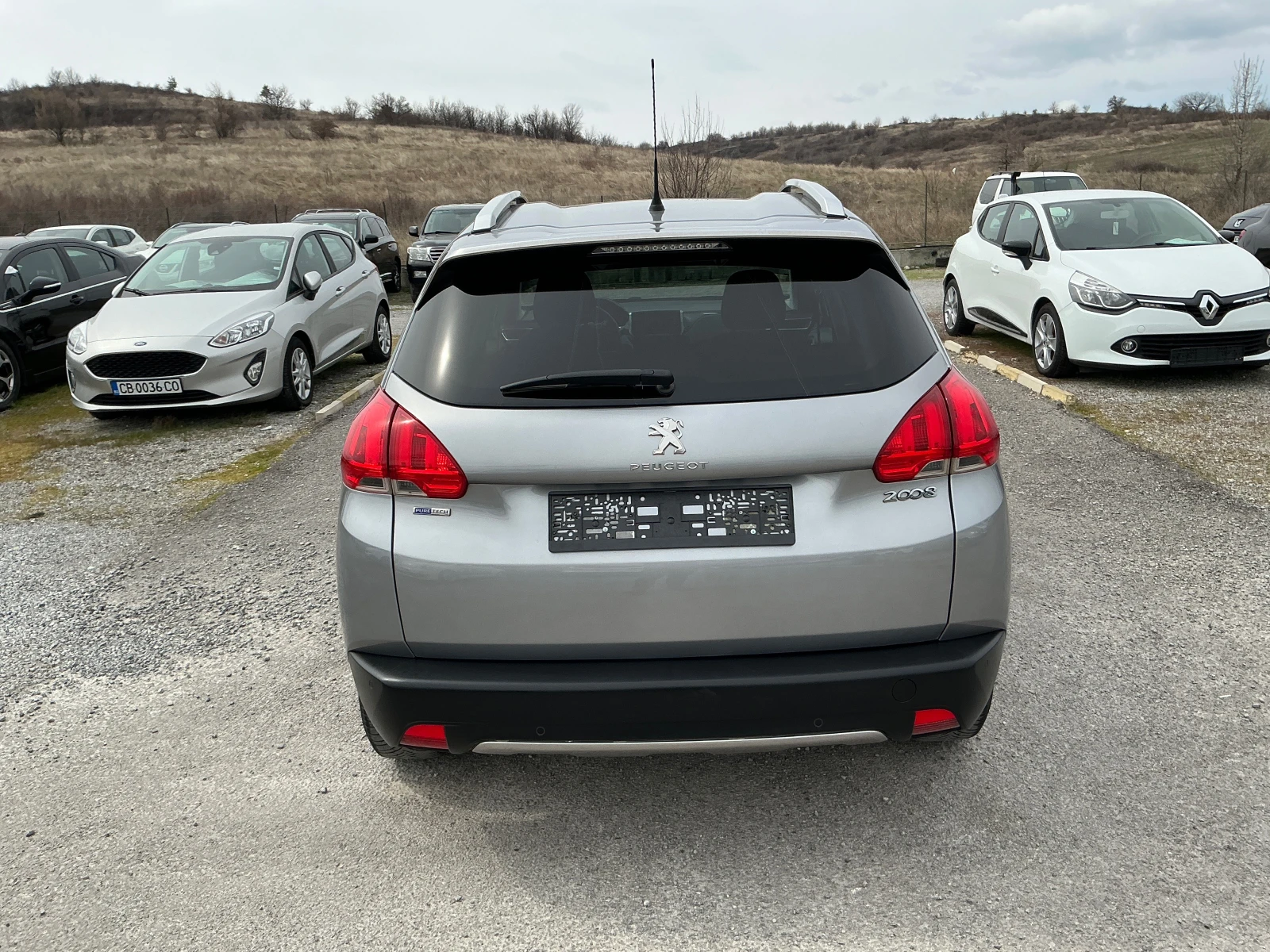 Peugeot 2008 1.2 i, снимка 7 - Автомобили и джипове - 53925511