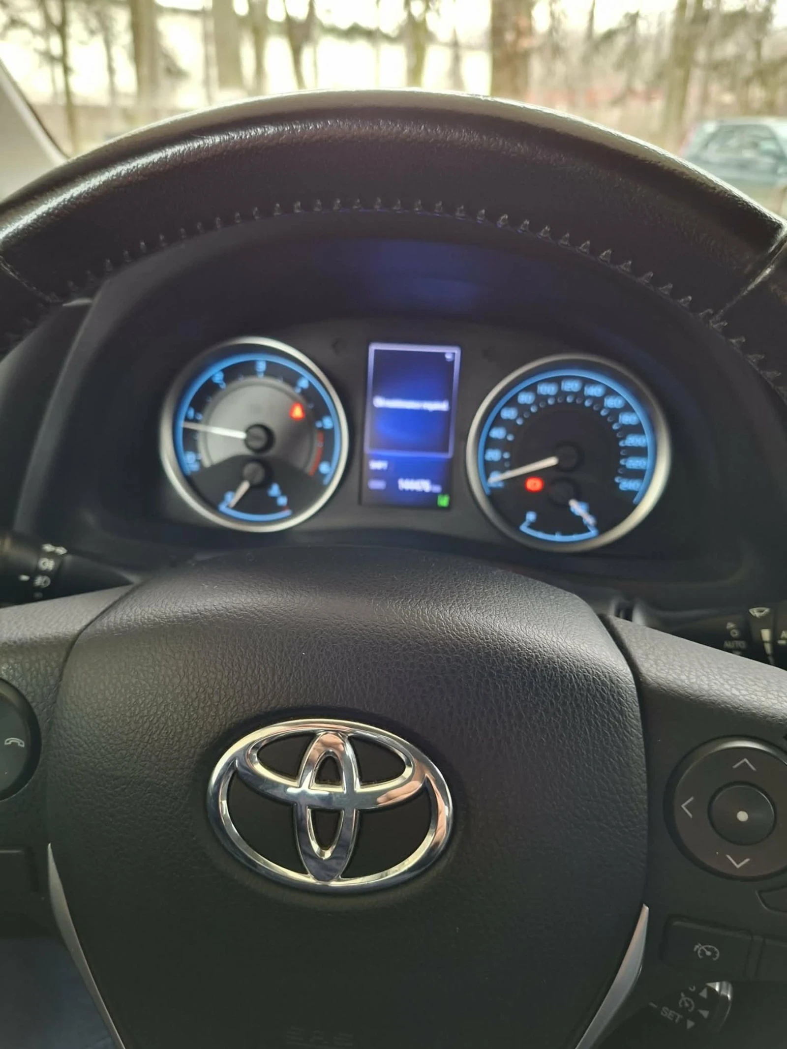Toyota Corolla 1.4 d4dfacelift, снимка 13 - Автомобили и джипове - 53936781