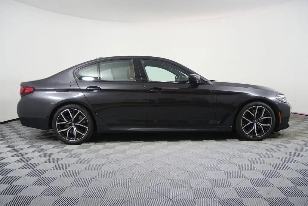 BMW 540 i, снимка 3 - Автомобили и джипове - 54432435