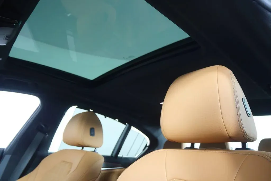 BMW 540 i, снимка 12 - Автомобили и джипове - 54432435