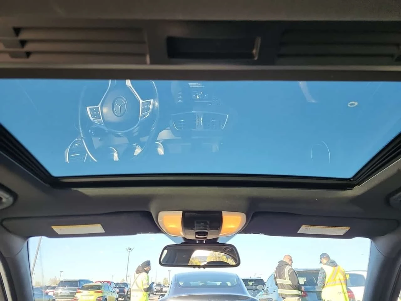 Mercedes-Benz C 300 * КАМЕРА* ПОДГРЕВ* ШИБИДАХ* 4MATIC* , снимка 12 - Автомобили и джипове - 54562283