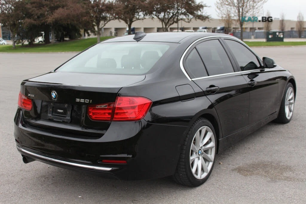 BMW 320 xDrive Sedan* АвтоКредит* (Цена до БГ) , снимка 7 - Автомобили и джипове - 54591345