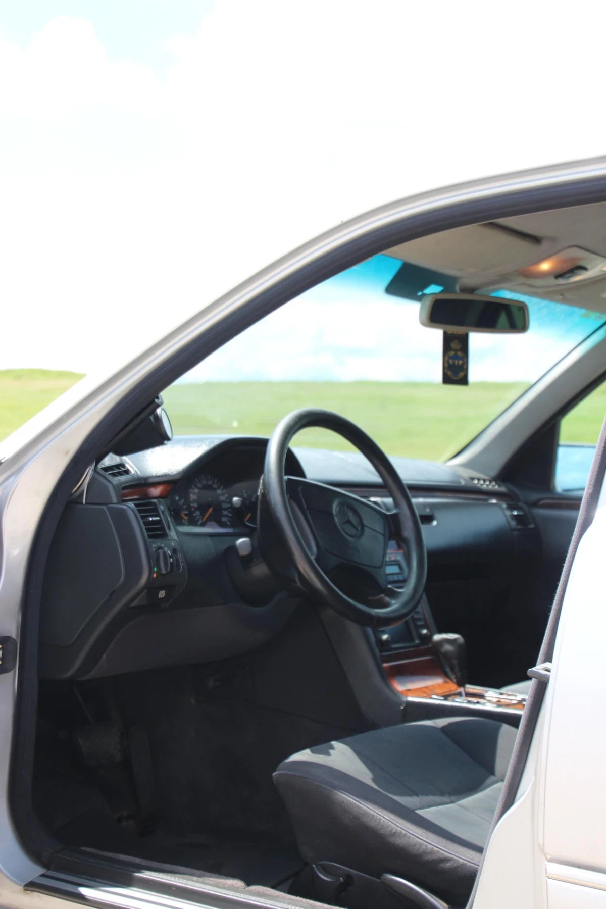 Mercedes-Benz E 300 | Mobile.bg � ����������� 2