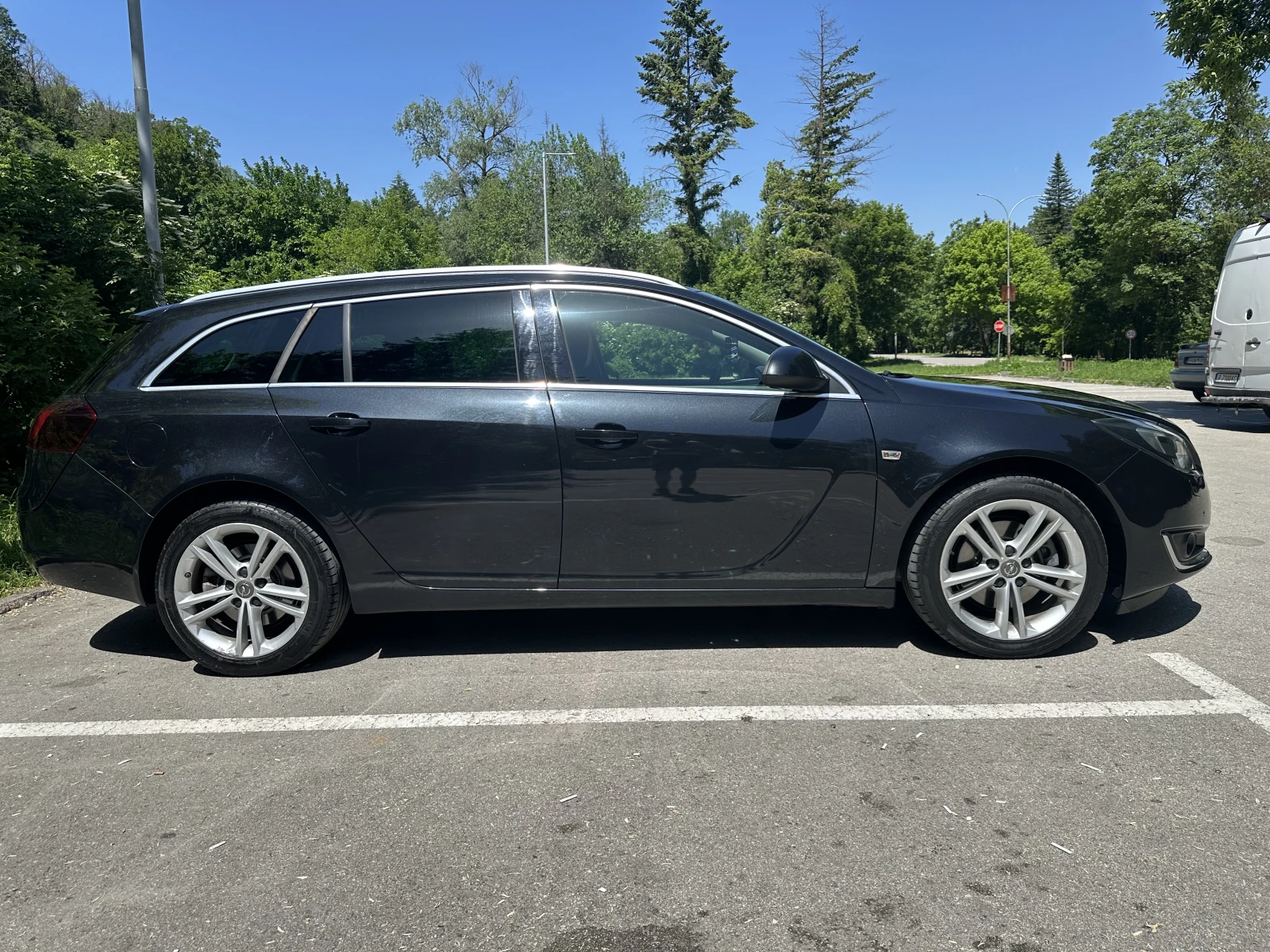 Opel Insignia 2.0 DCTi 4X4, снимка 4 - Автомобили и джипове - 54740759