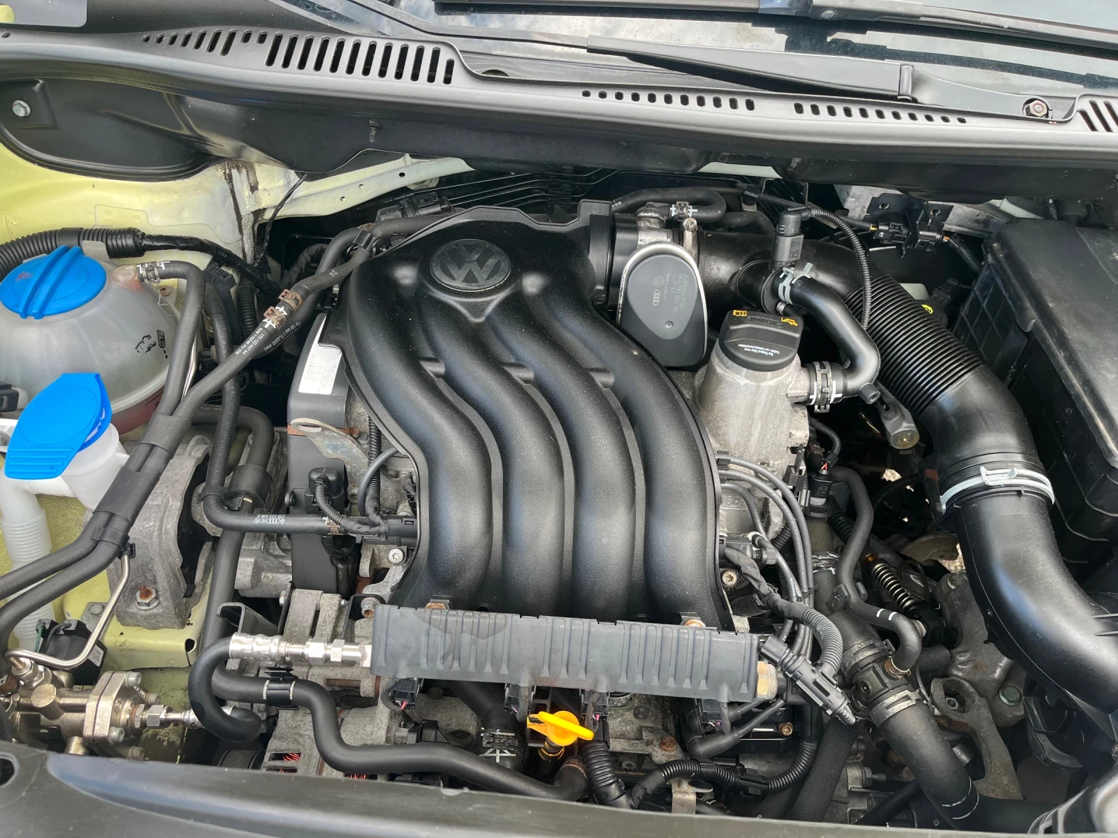 VW Caddy 2.0i-7места-МЕТАН-ИТАЛИЯ, снимка 5 - Автомобили и джипове - 55195742