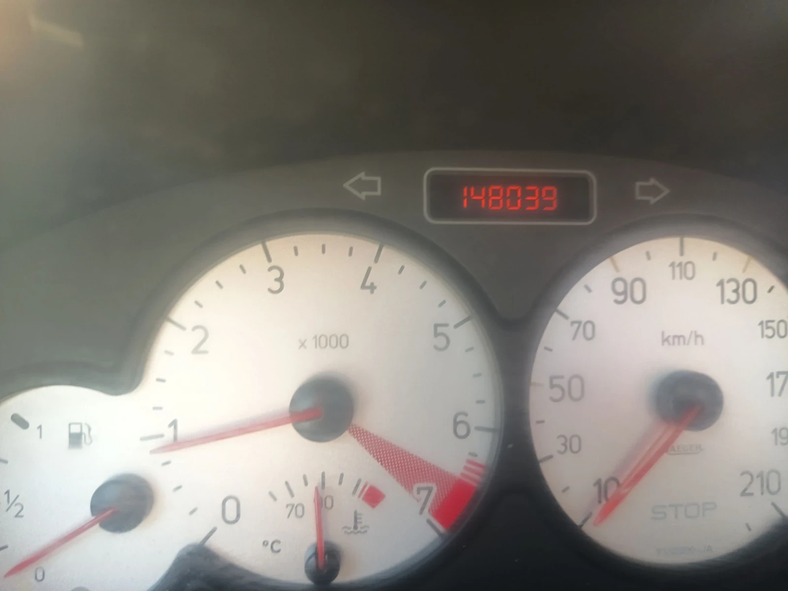 Peugeot 206 Cc, снимка 6 - Автомобили и джипове - 55509138