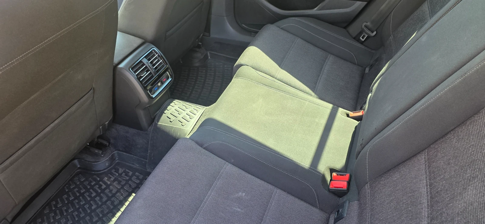 VW Passat, снимка 13 - Автомобили и джипове - 55564706