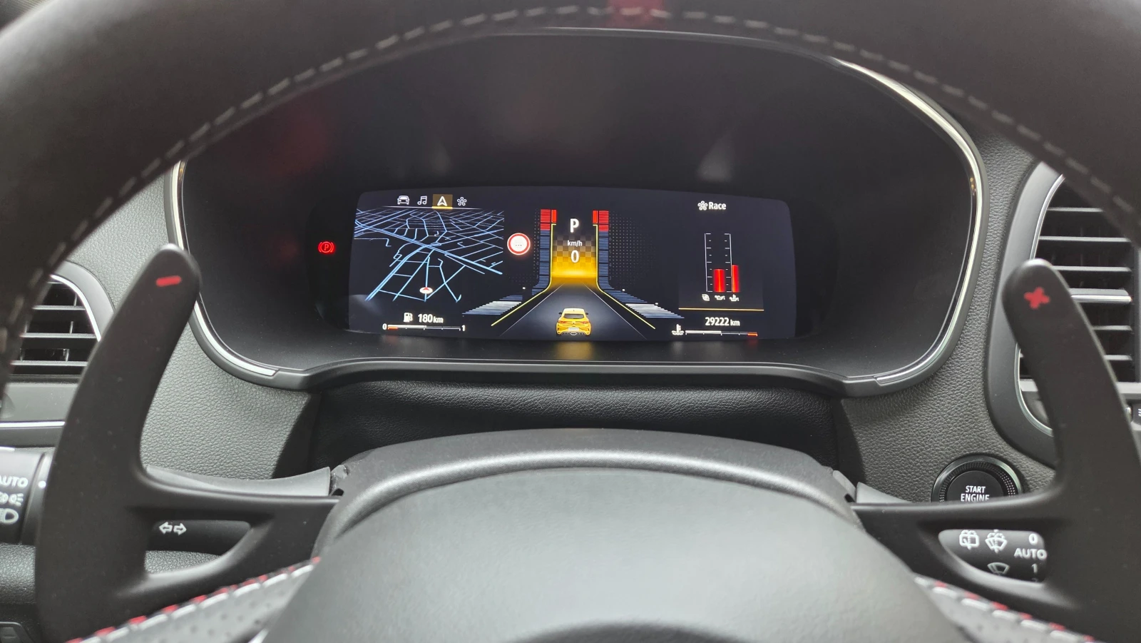 Renault Megane RS Trophy, снимка 12 - Автомобили и джипове - 55577651