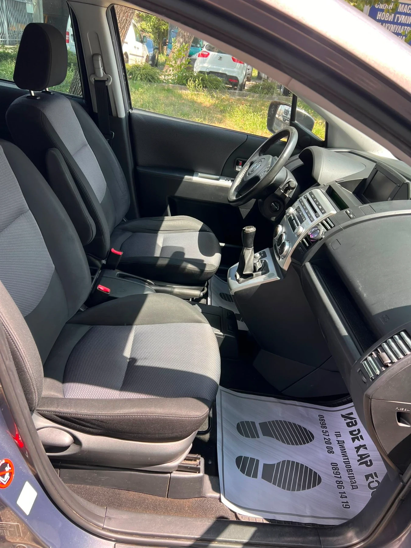 Mazda 5, снимка 14 - Автомобили и джипове - 55577809