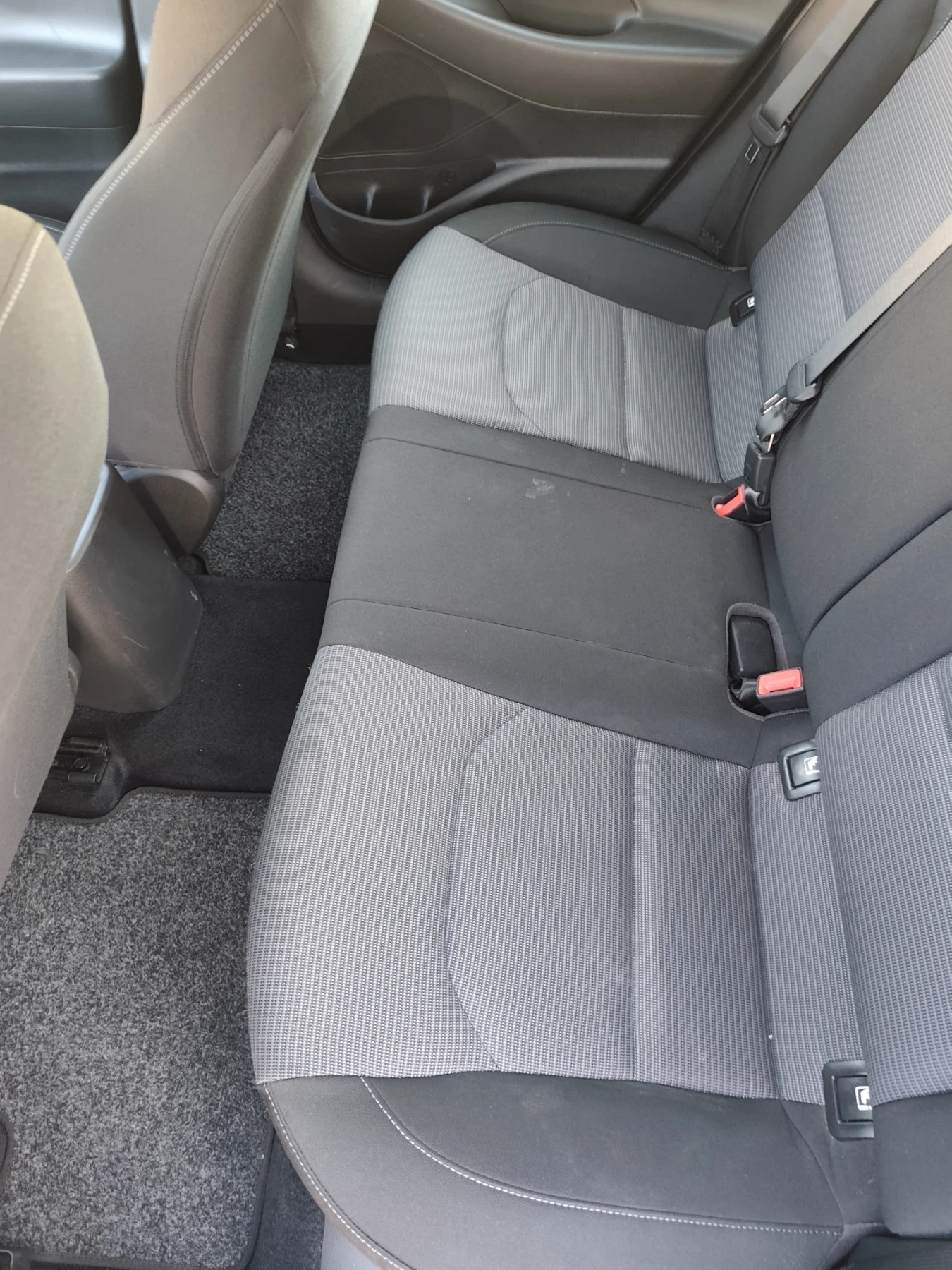 Hyundai I30 1.4 6ск, снимка 6 - Автомобили и джипове - 55752951