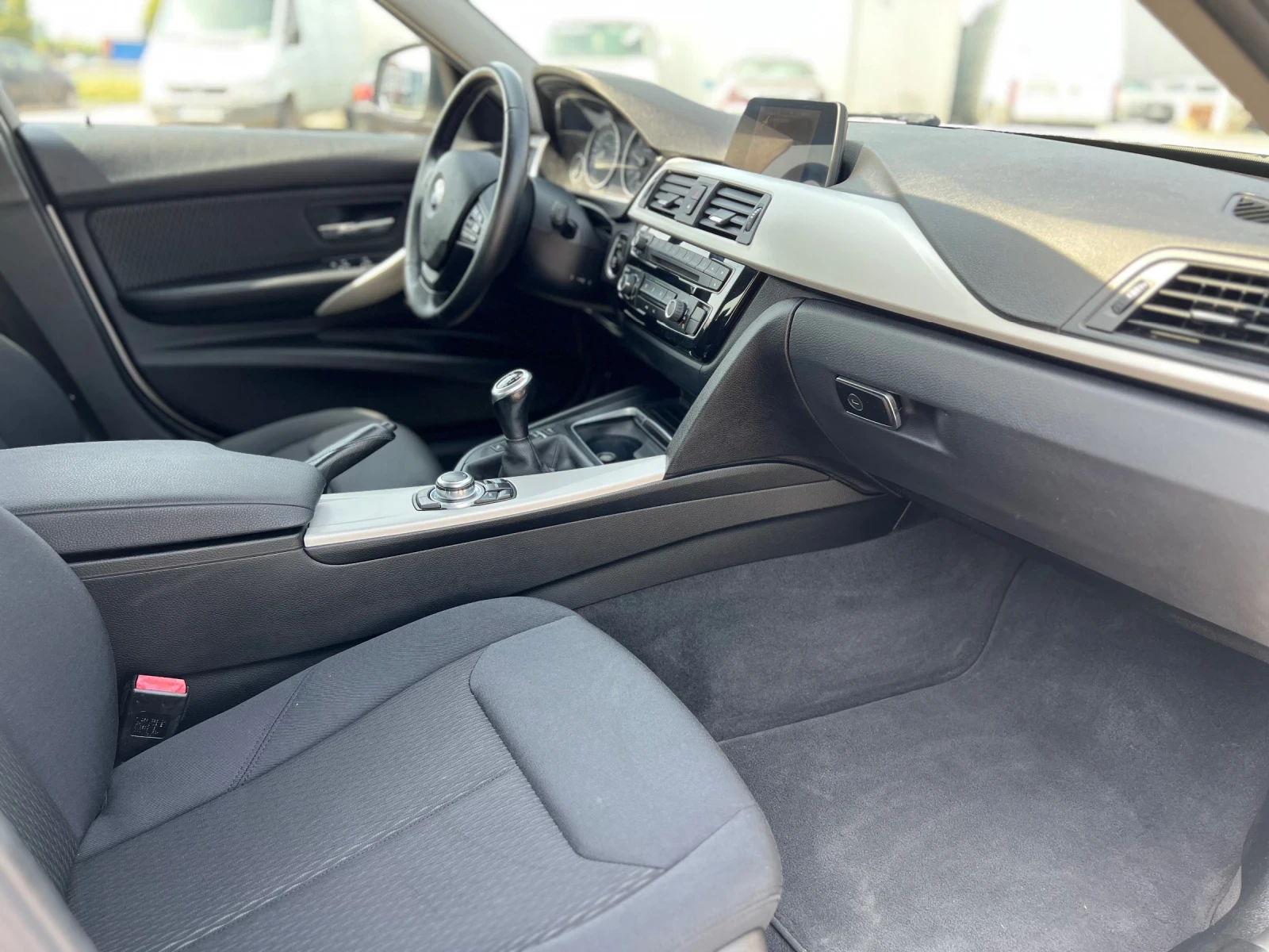 BMW 318 F30 LCI camera keyless navi | Mobile.bg � ����������� 13
